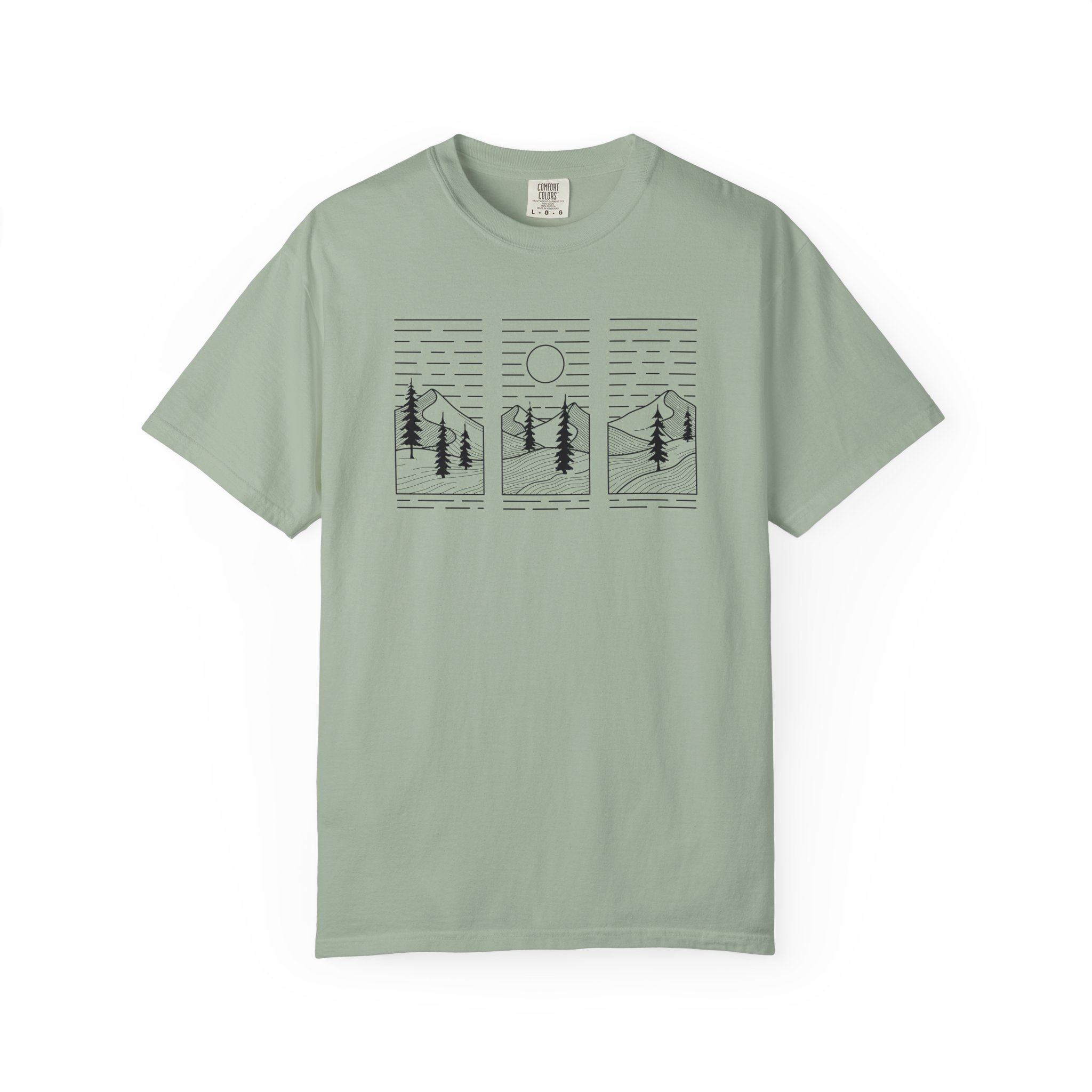 Minimalist 3-Panel Mountains