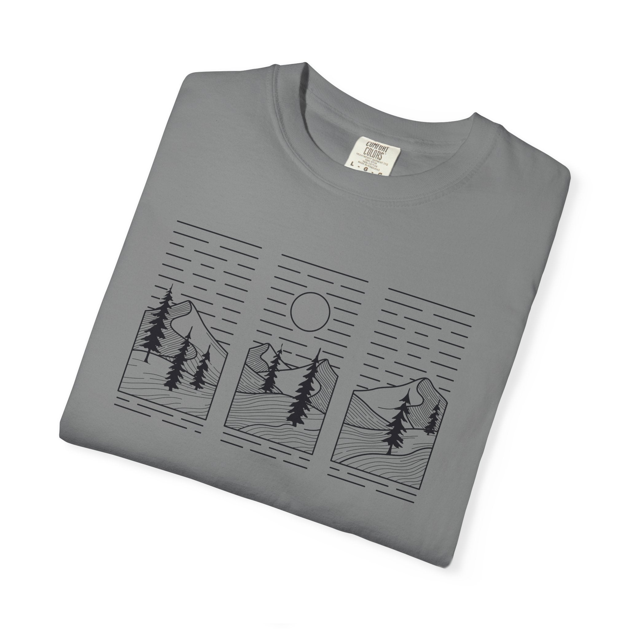Minimalist 3-Panel Mountains